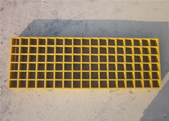 China 38 assoalho do plástico do × 38 do × 38 que raspa anti de grande resistência - deslizando a plataforma do petróleo fornecedor