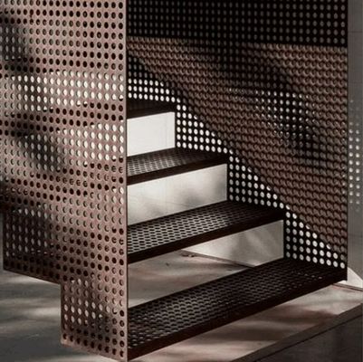 Industrial Galvanized Steel Grating Stair Treads with Non-Slip Stair Nosing and 1'' Height