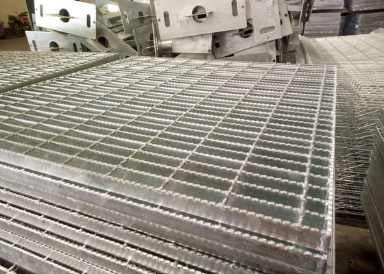 Anti Grating de aço inoxidável de aço do assoalho do Grating da barra de aço suave do deslizamento/Q235 A36 SS304