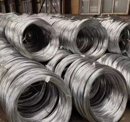 Fio de Ferro Galvanizado por Imersão a Quente com Revestimento de Zinco de 40-240g/m2 e Aço de Baixo Carbono nos Tamanhos BWG 8-BWG 22